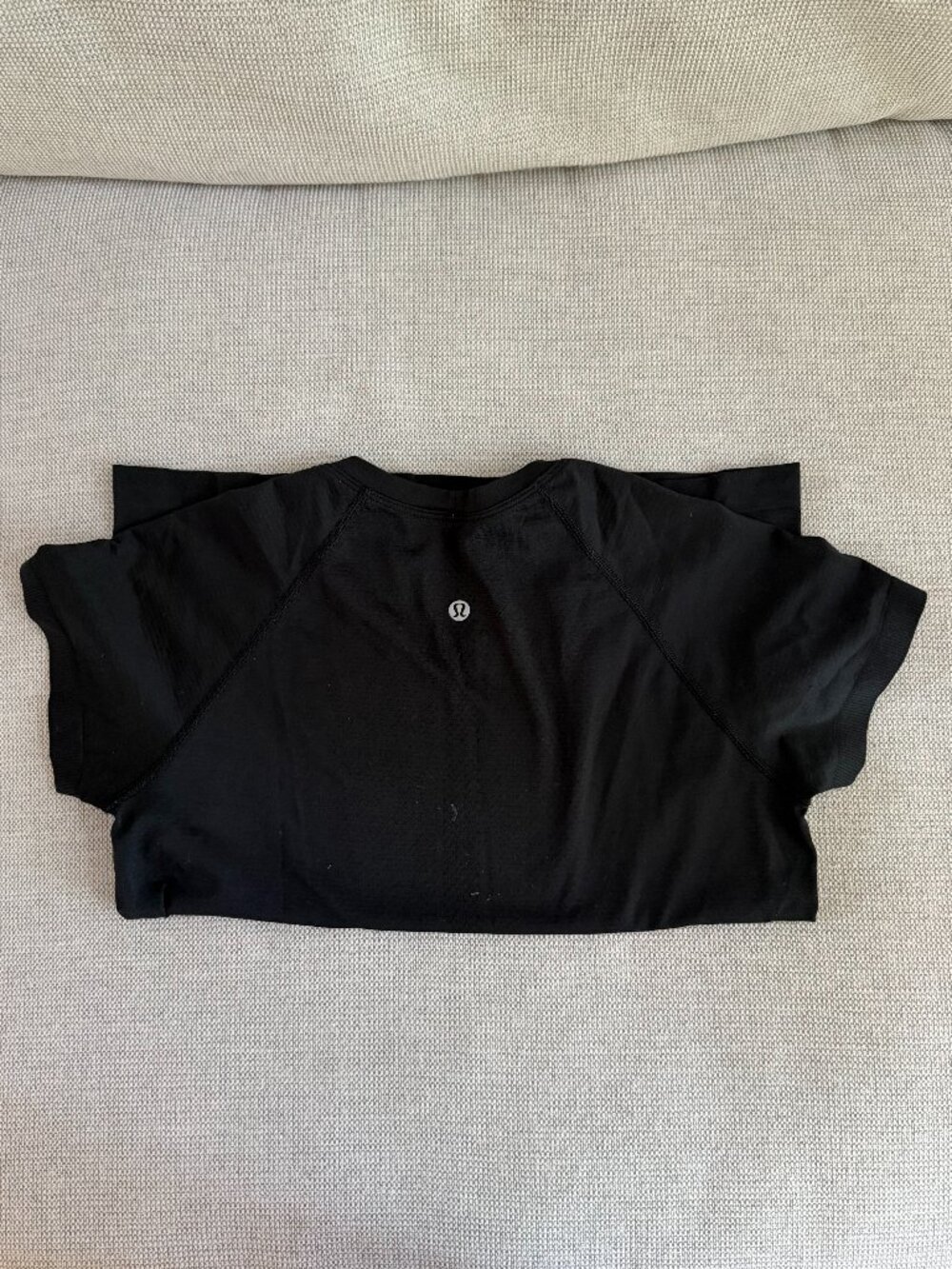 Lululemon Swiftly Short Sleeve - Black - 8 - Waist Length